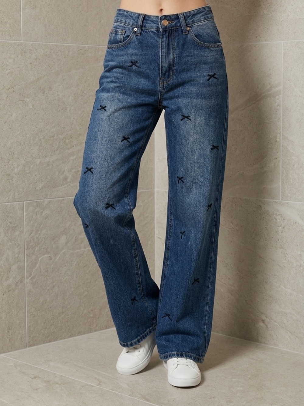 Love SoHo High-Rise Dark Blue Wide-Leg Jeans with Black bows Size 5